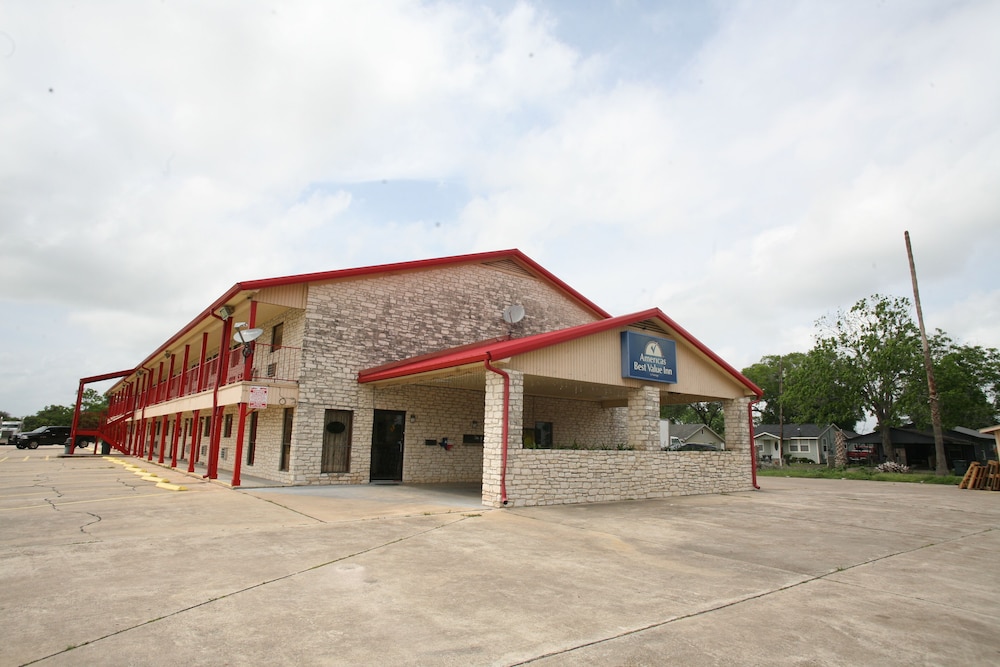 Americas Best Value Inn Edna - photo 27