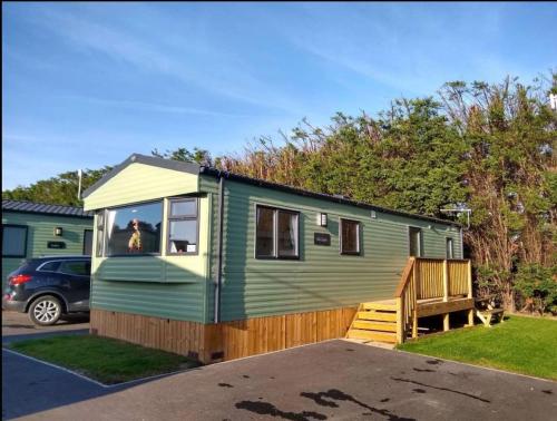 Appleblossom Lodge Lido Leisure Park Knaresborough — 4-Star Luxury Hotel in Knaresborough, United Kingdom