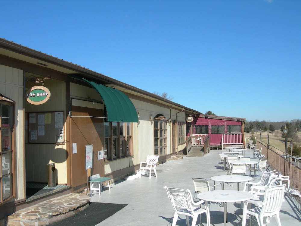 Baneberry Golf and Resort - photo 16