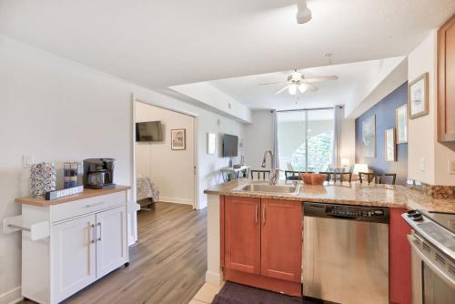 1Br Rooftop Pool 10 Min Walk To Beach — Boynton Beach — photo 4