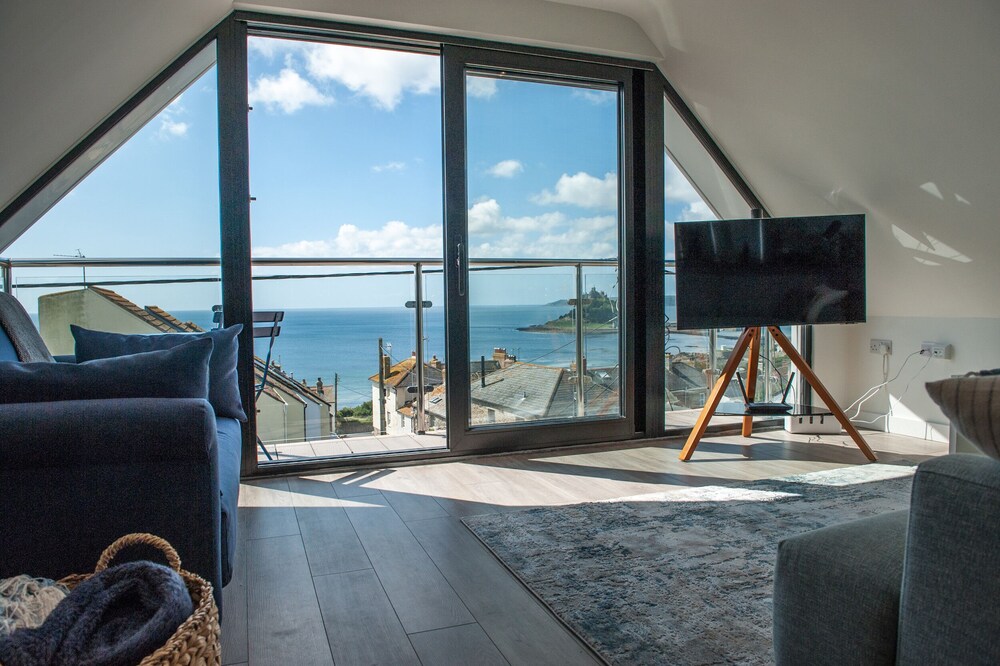 Marazion Attic — 4-Star Luxury Hotel in Marazion, United Kingdom