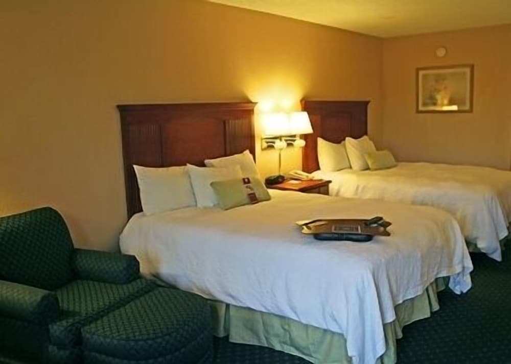 Hampton Inn & Suites Cordele - photo 11