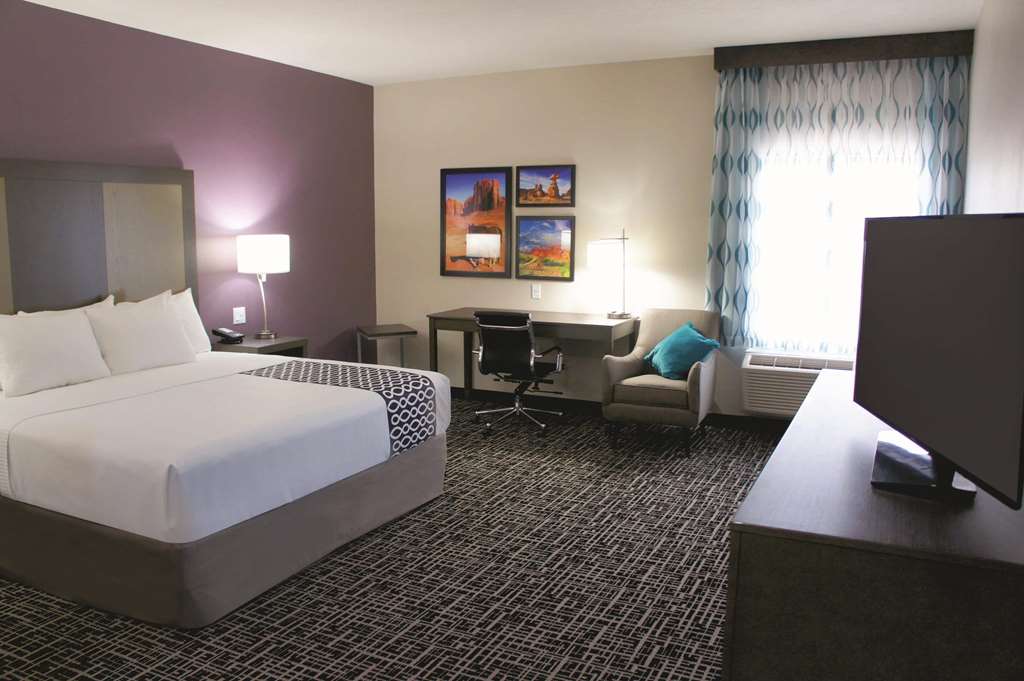 La Quinta Inn & Suites by Wyndham Kanab - photo 21