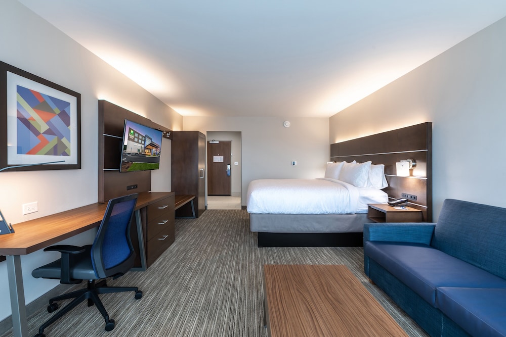 Holiday Inn Express & Suites Greenville Taylors by IHG - photo 4