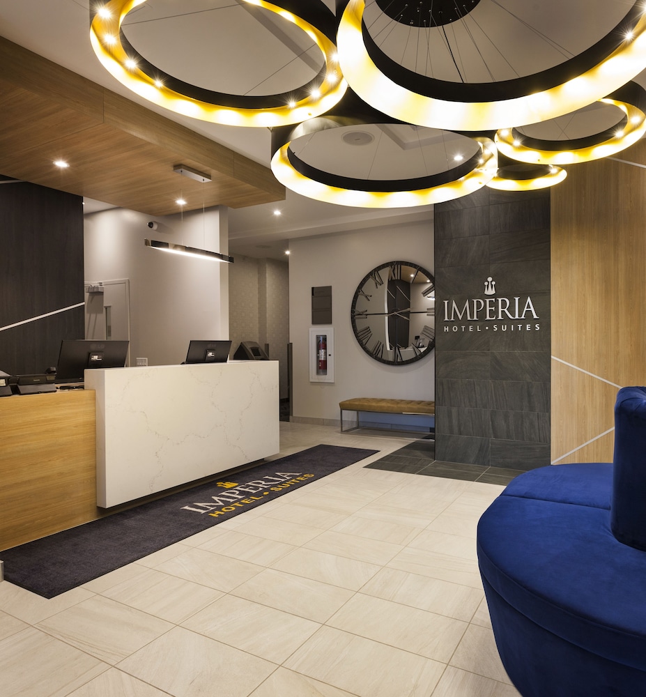 Imperia Hotel & Suites Boucherville — hotel in Boucherville