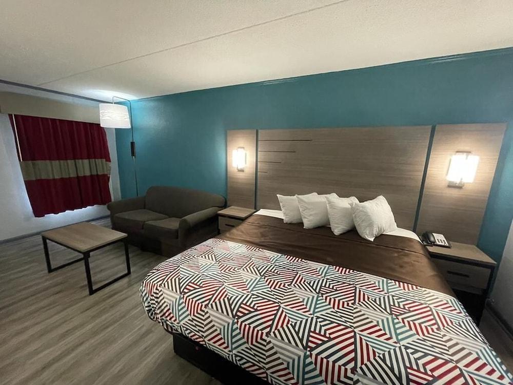 Jackson Motel - photo 10