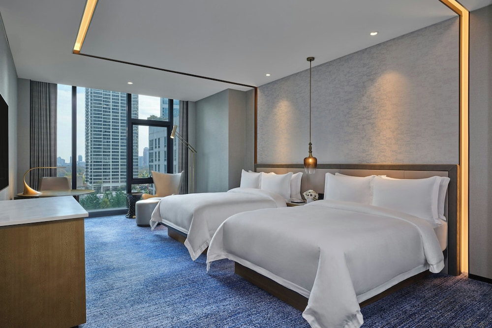 The St. Regis Chicago - photo 21