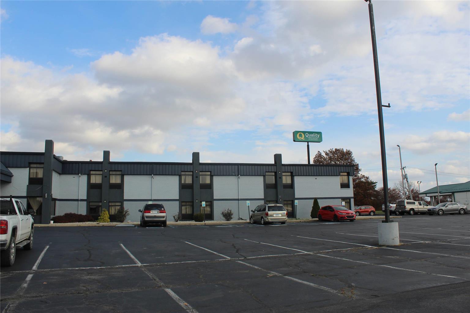 Quality Inn and Suites University Area - photo 5