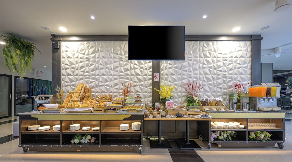 מזון ומשקאות