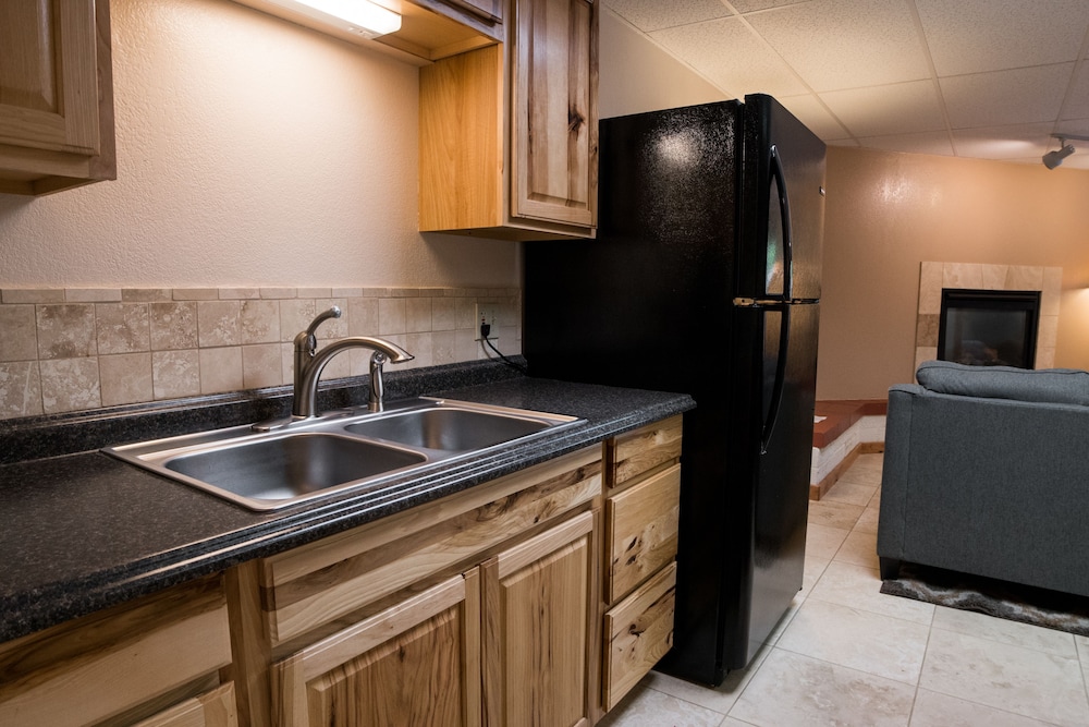 Silver Moon Inn - photo 103