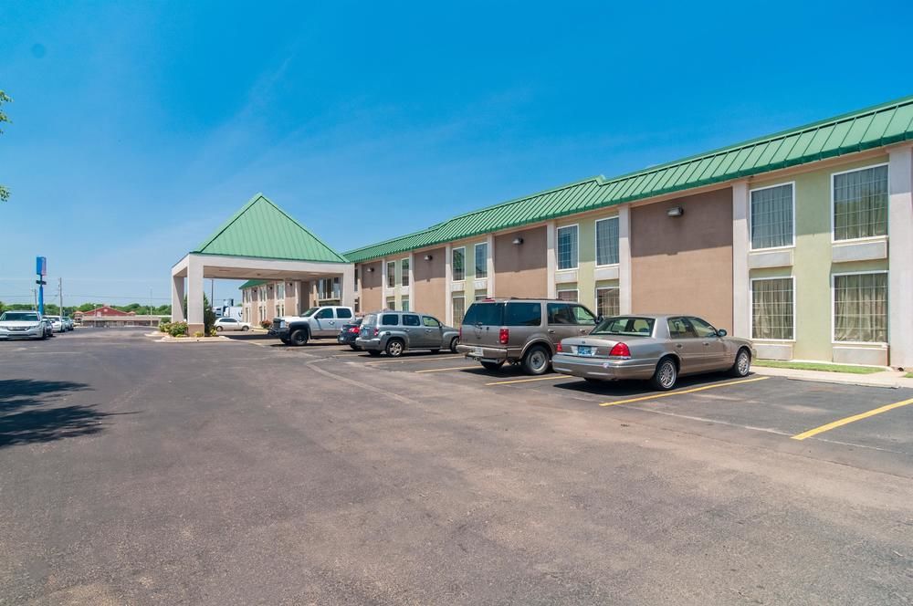 Suburban Extended Stay South of Downtown tinker AF - photo 32