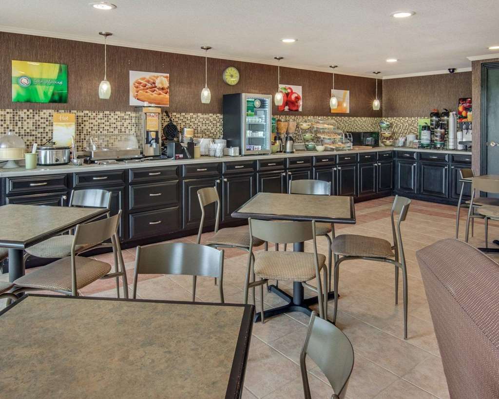 Quality Inn Mt. Pleasant - photo 27