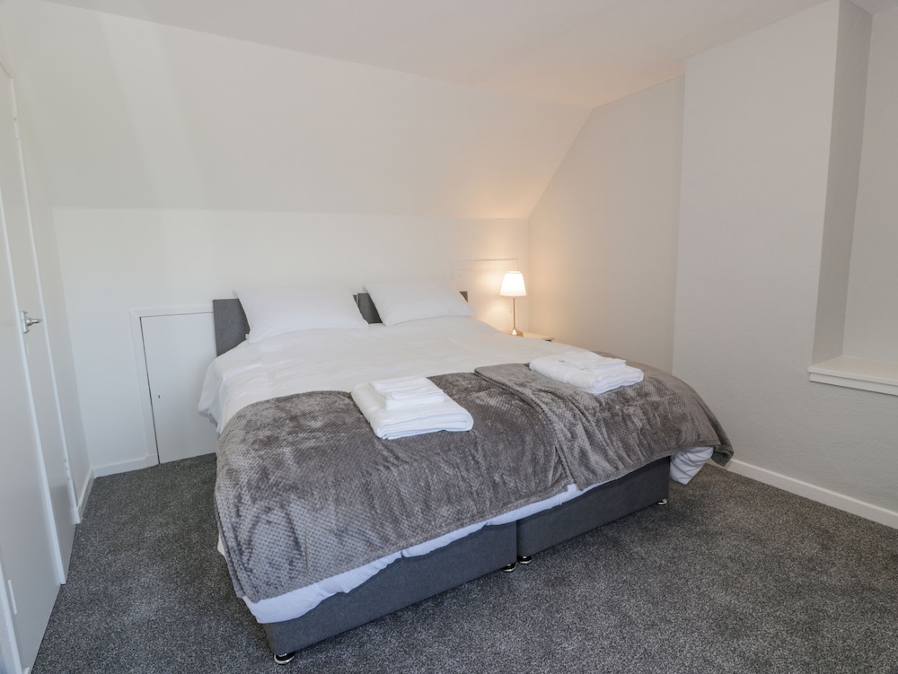22 Turnberry Road — Girvan — photo 2