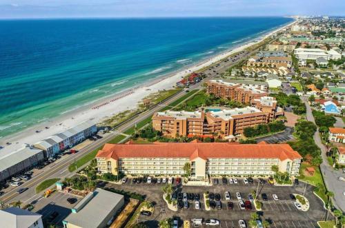 Ciboney 2004 - carbon neutral hotel in Destin