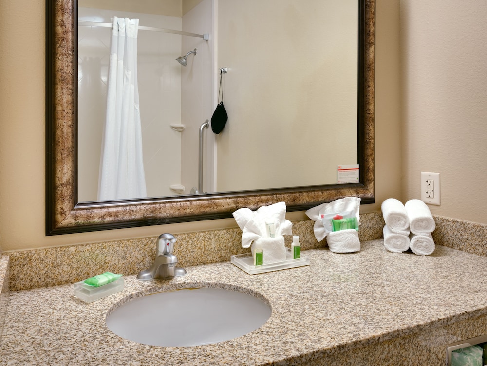 Holiday Inn Hotel & Suites Salt Lake City Airport West by IHG - photo 27