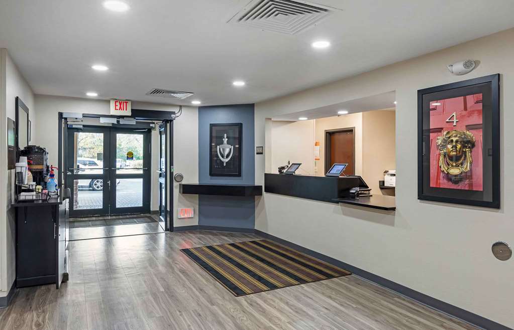 Extended Stay America Select Suites Milwaukee Waukesha - photo 6