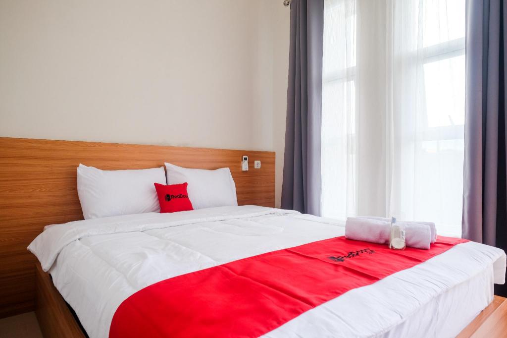 RedDoorz Syariah near Universitas Tidar Magelang in Magelang, Indonesia