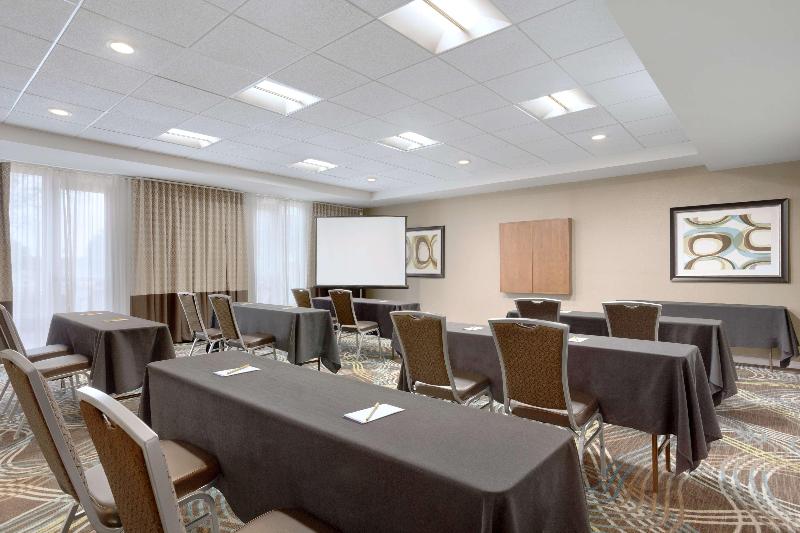 Hilton Garden Inn Tuscaloosa - photo 8
