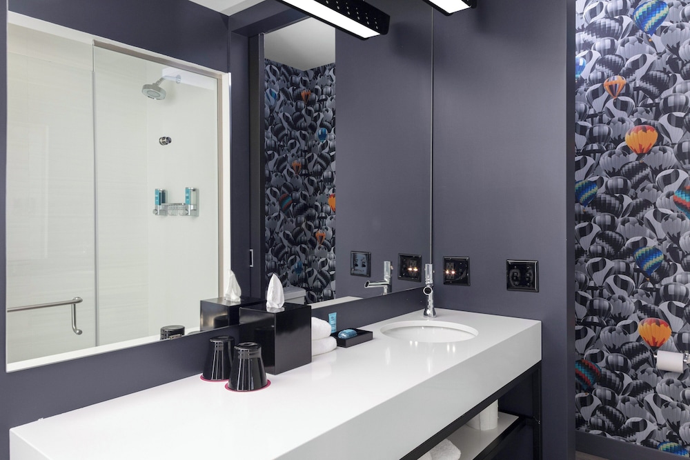Aloft Glendale at Westgate - photo 16