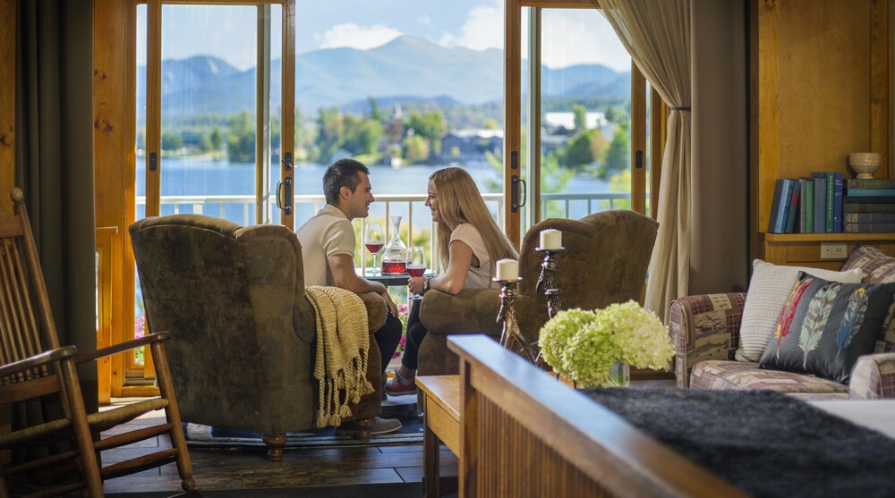 Mirror Lake Inn - photo 8