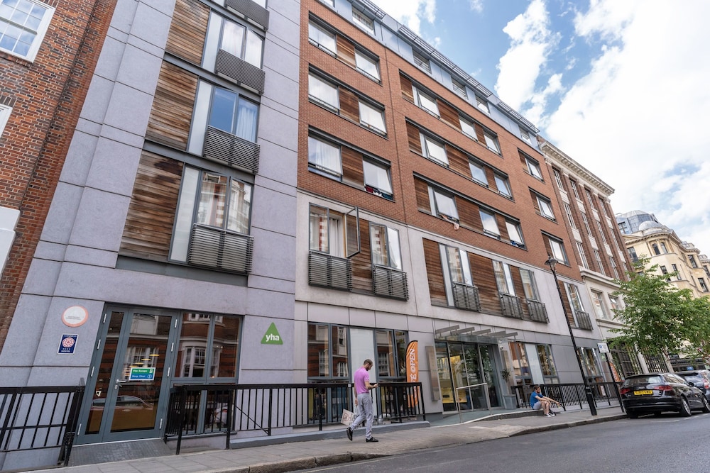 YHA London Central — 4-Star Luxury Hotel in London, United Kingdom