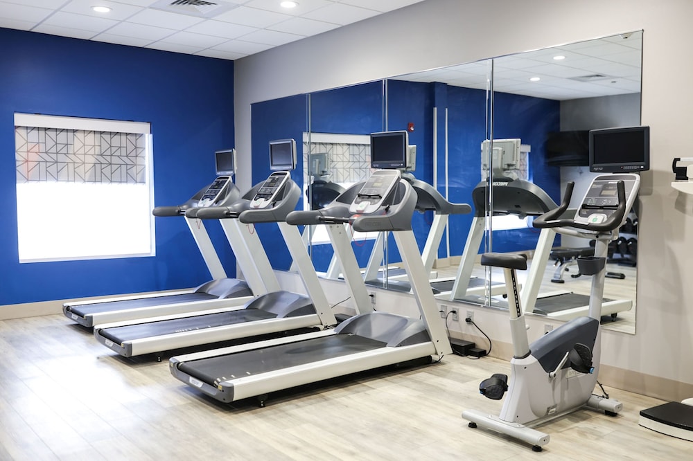 Holiday Inn Express & Suites Memphis Arpt Elvis Presley Blv by IHG - photo 9
