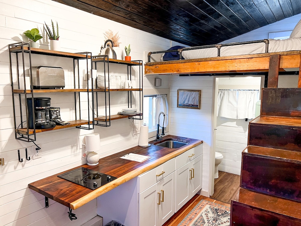 Cedar Creek Lodging & RV Park - photo 45