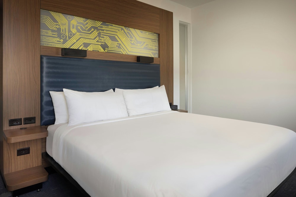 Aloft Wichita - photo 6