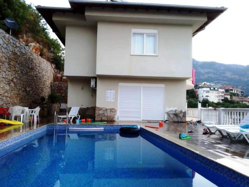 Villa Tuna Alanya — 4-Star Luxury Hotel in Alanya, Turkey