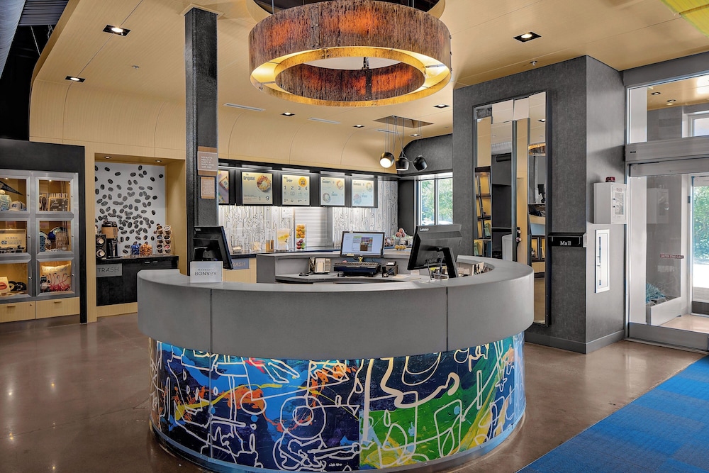 Aloft Chapel Hill - photo 2