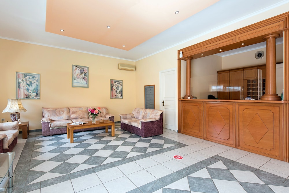 Eriva Hotel — Acharavi — photo 2