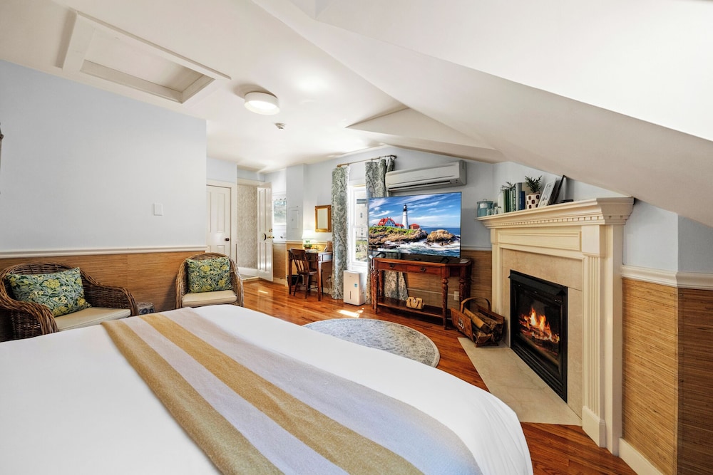 Hartstone Inn - photo 43