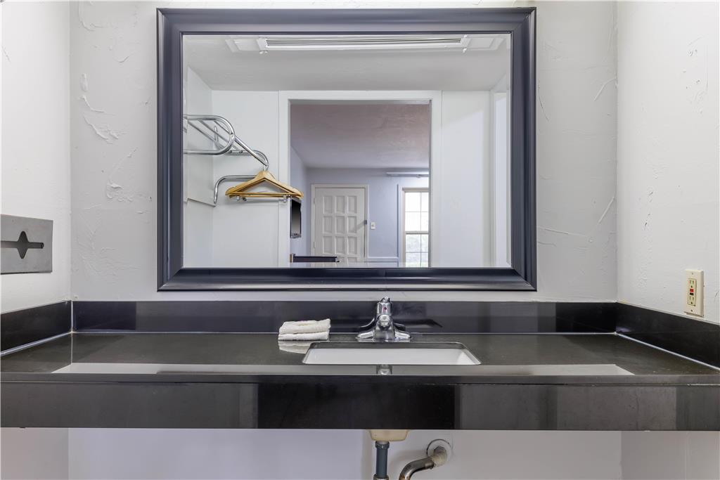 Best Western Market Center - photo 5