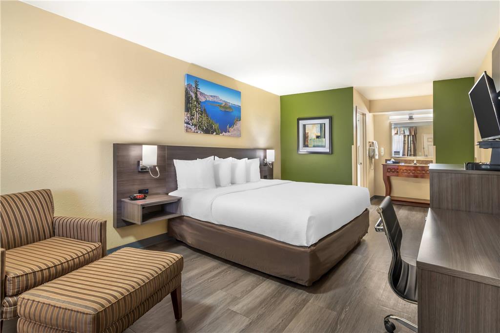 Quality Inn Klamath Falls Crater Lake Gateway - photo 16