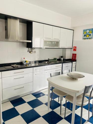 SwordFish City Center Apartment — 4-Star Luxury Hotel in Peniche, Portugal