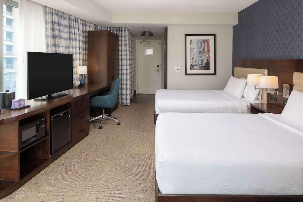 Hilton Garden Inn Washington DC Georgetown Area - photo 11