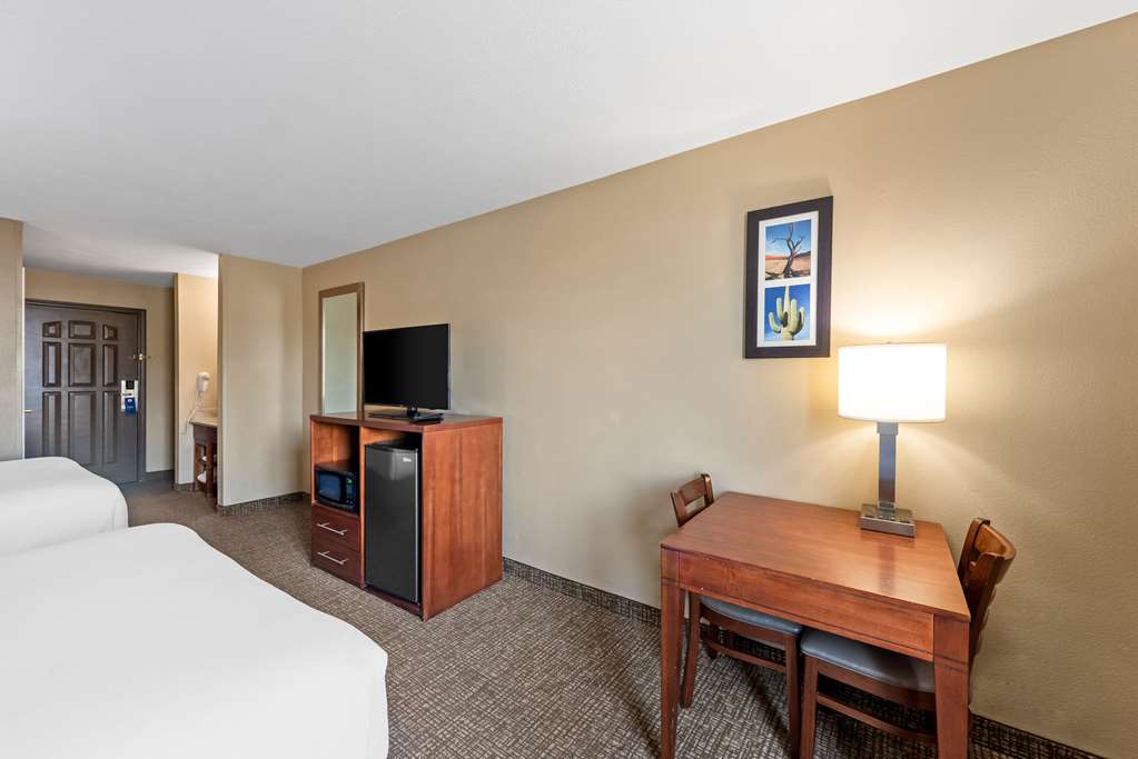 Comfort Inn & Suites El Centro I 8 - photo 9