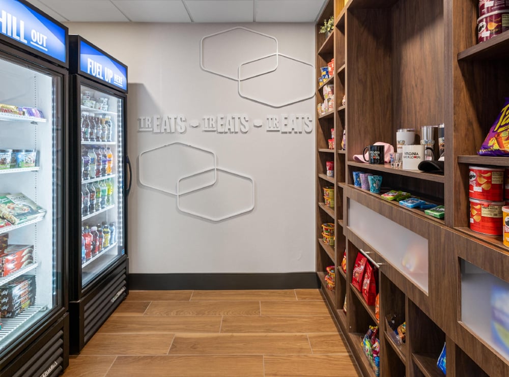 Hampton Inn & Suites Richmond Glenside - photo 27