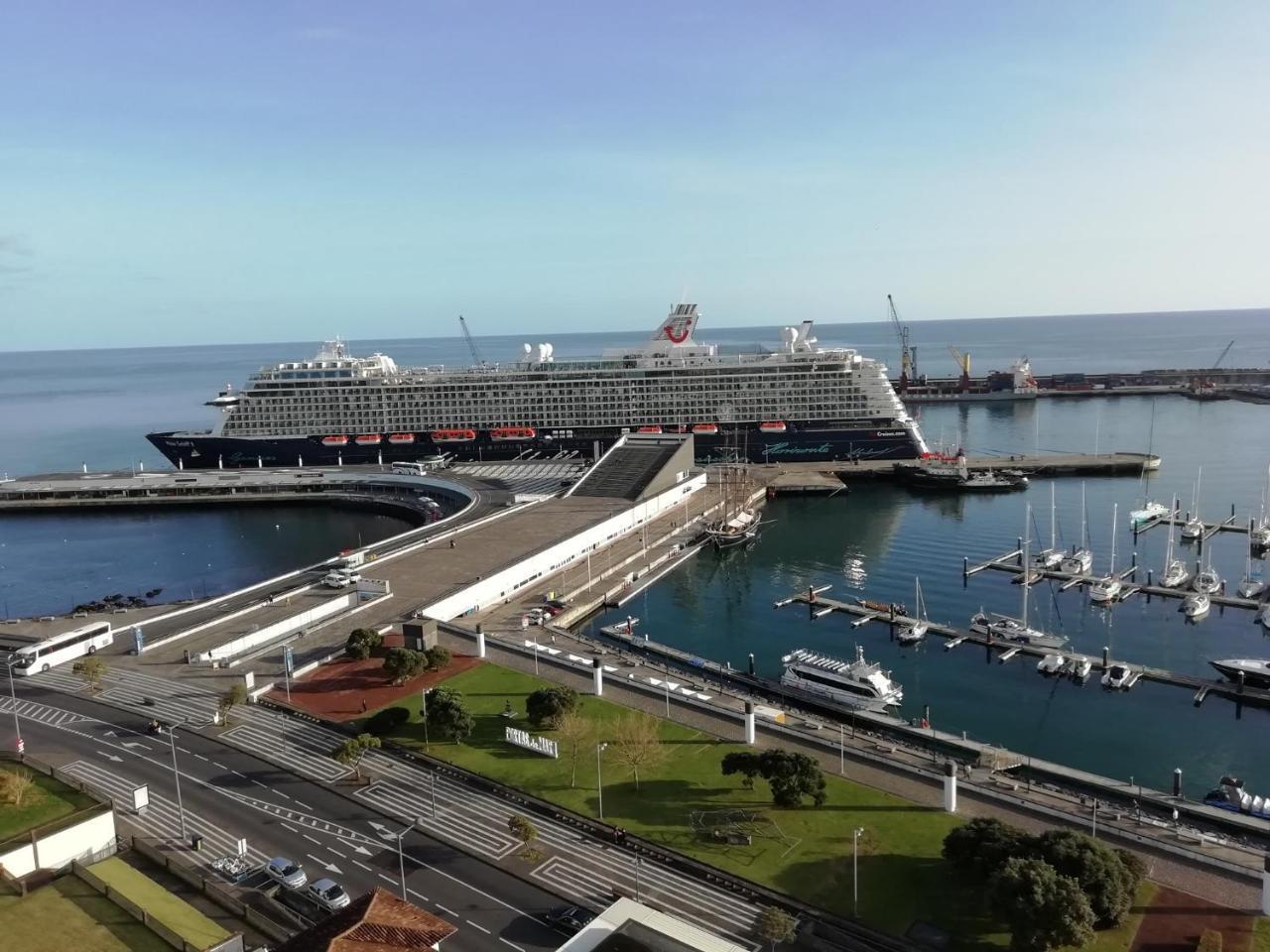 SolMar View Apartment Azores — 4-Star Luxury Hotel in Ponta Delgada, Portugal
