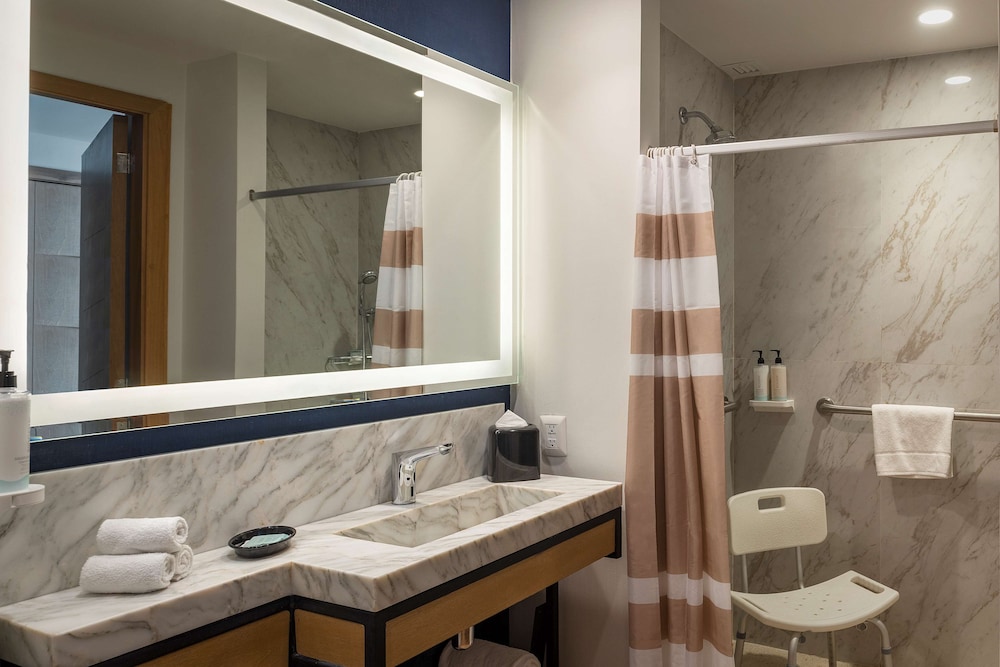 Bathroom shower