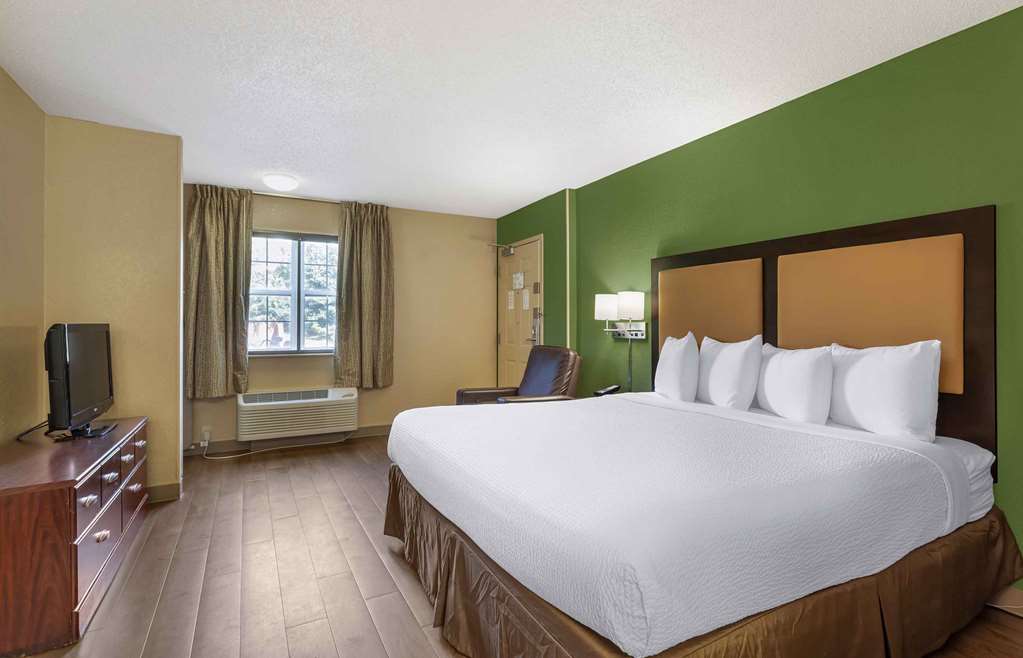 Extended Stay America Suites Fresno North - photo 20