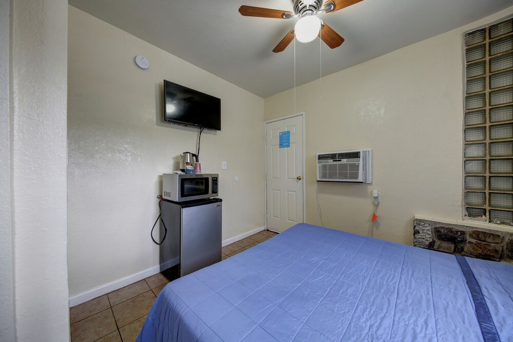 LA Ramona Motel - photo 30