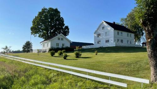 Cozy 2 bedroom house on a farm just outside Lillestrøm — 4-Star Luxury Hotel in Lillestrom, Norway