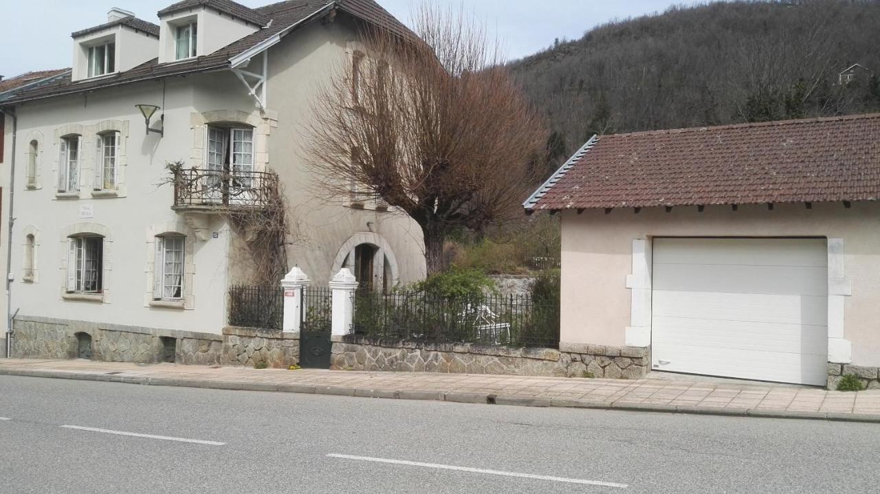 Apartment Coecilia — 4-Star Luxury Hotel in Ax-Les-Thermes, France