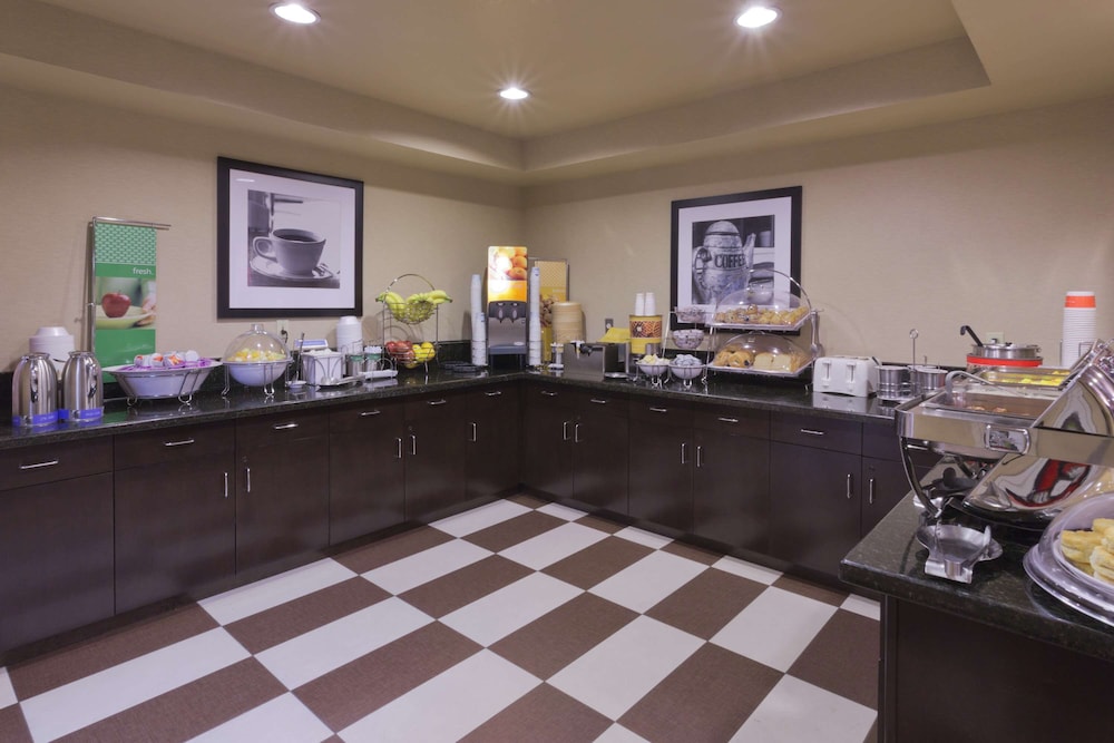Hampton Inn Las Vegas Summerlin - photo 29