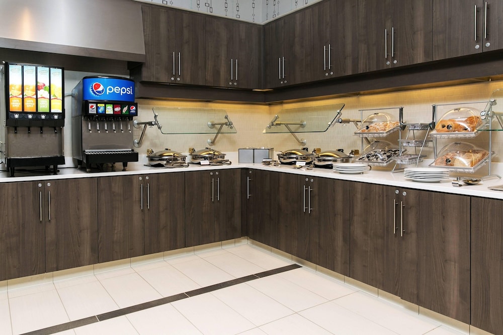 Residence Inn by Marriott Kansas City at The Legends - photo 30