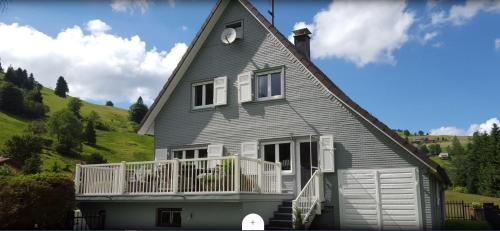La Faya Molerhüsli Gemütliches gehobenes Ferienhaus in Muggenbrunn Feldberg in Todtnau, Germany