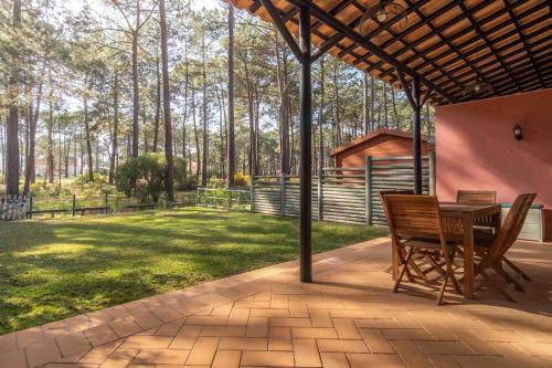 Sun & Sea Golf House — 4-Star Luxury Hotel in Almada, Portugal