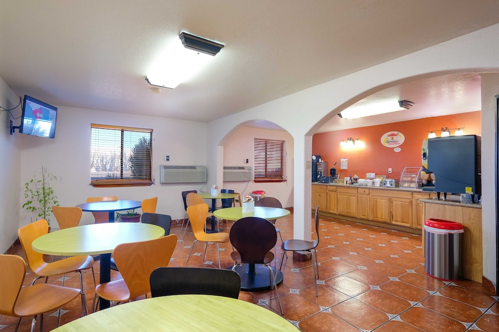 Super 8 by Wyndham Las Cruces White Sands Area - photo 31