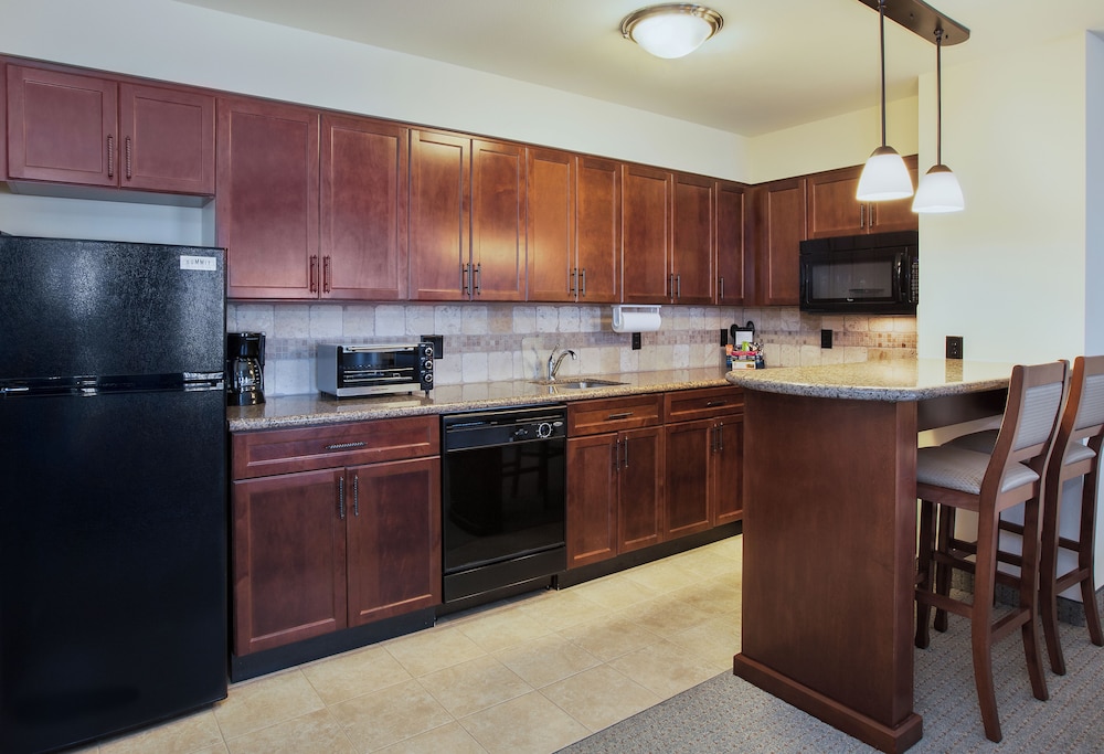 Staybridge Suites El Paso Airport by IHG - photo 20